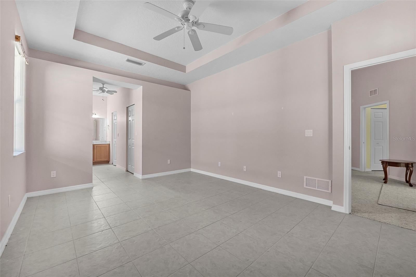 Image 25 of 44 For 37 Waterside Parkway