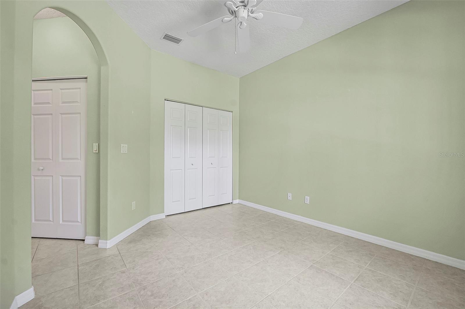 Image 28 of 44 For 37 Waterside Parkway