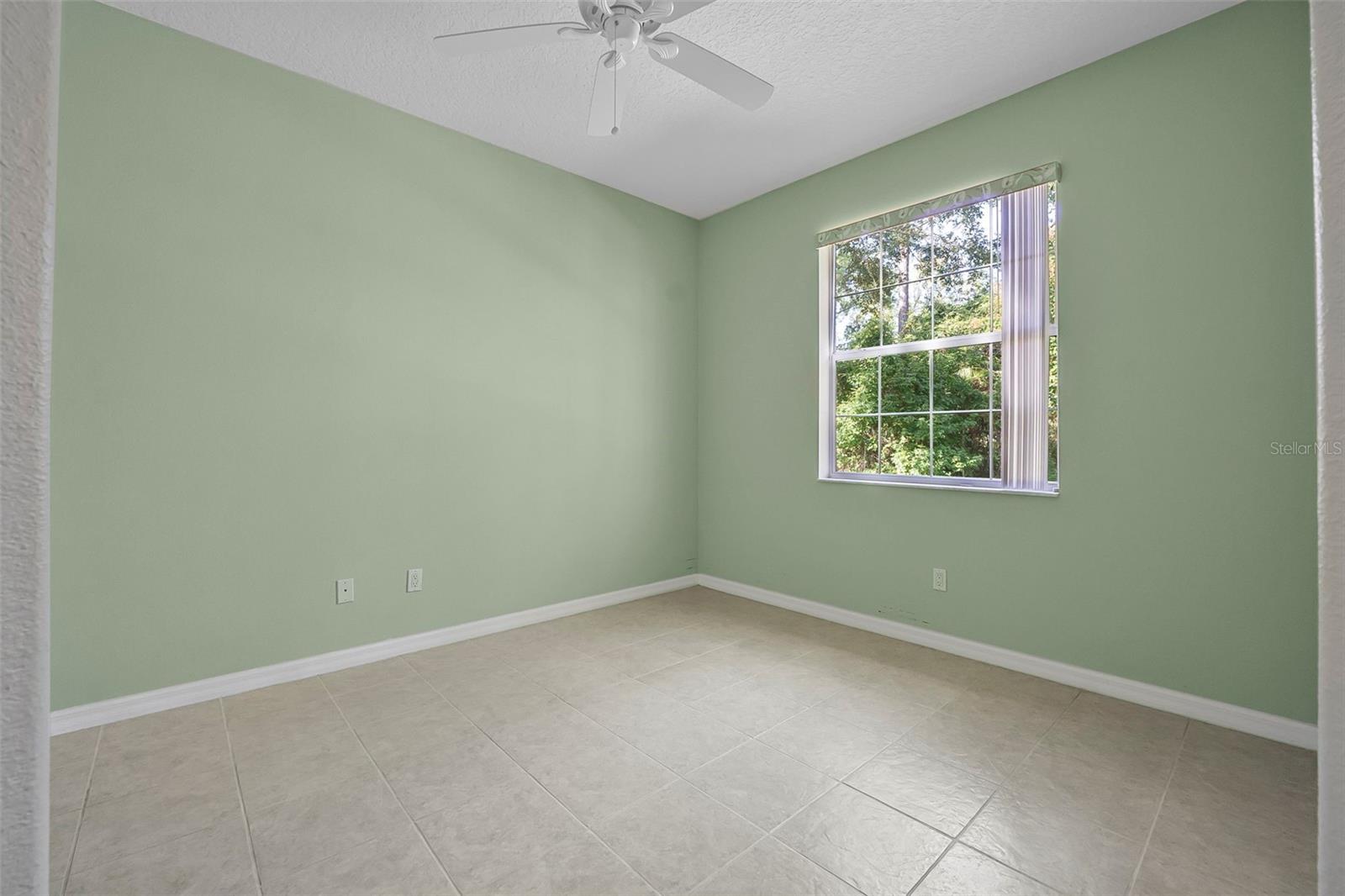 Image 29 of 44 For 37 Waterside Parkway