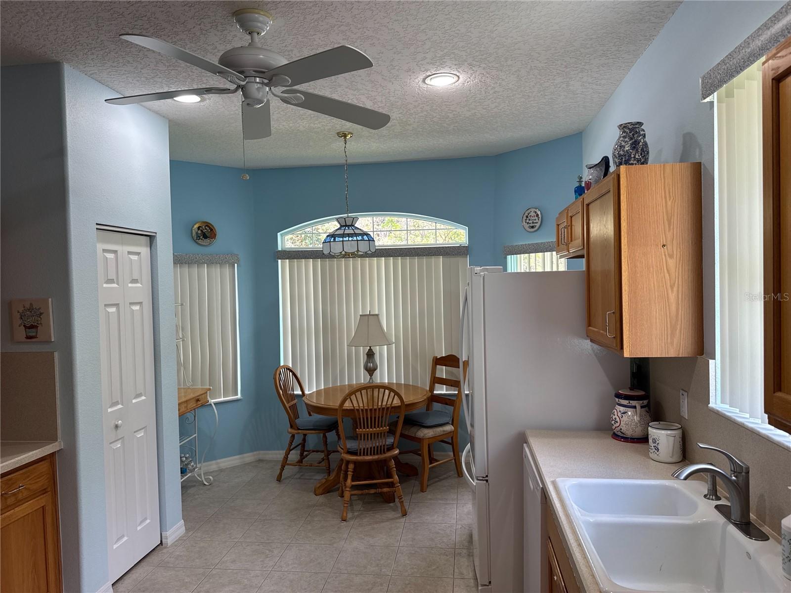 Image 5 of 44 For 37 Waterside Parkway