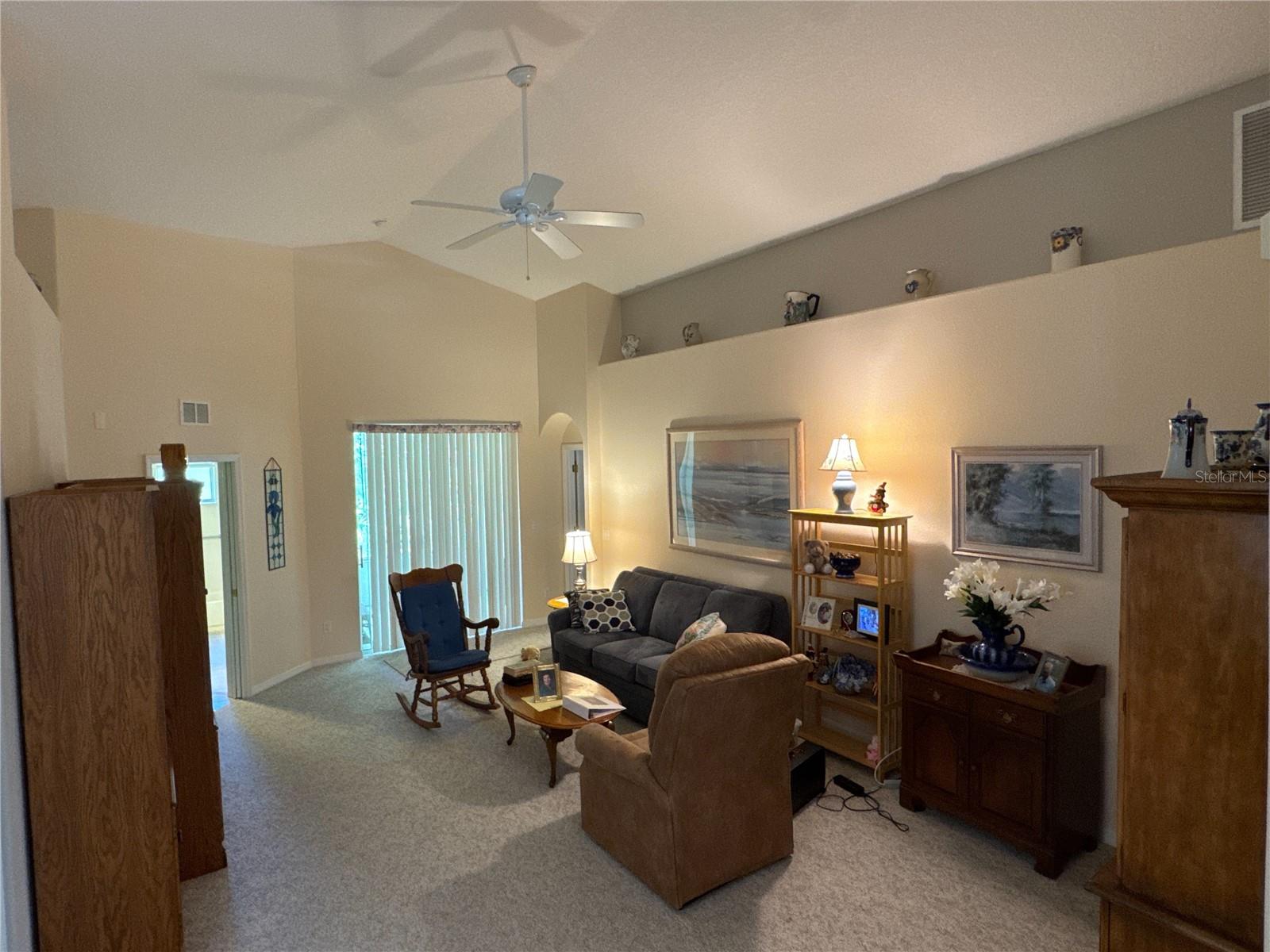 Image 7 of 44 For 37 Waterside Parkway