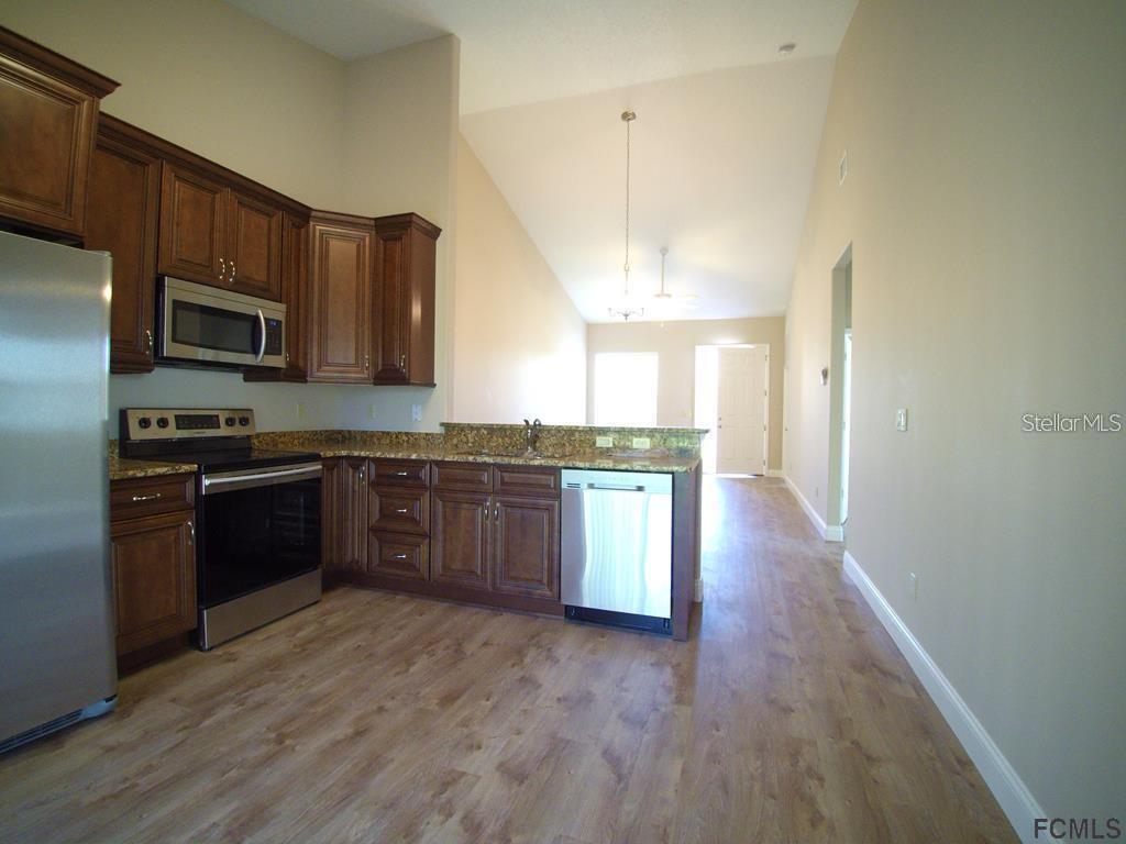Image 6 of 17 For 13 Wood Amber Lane A