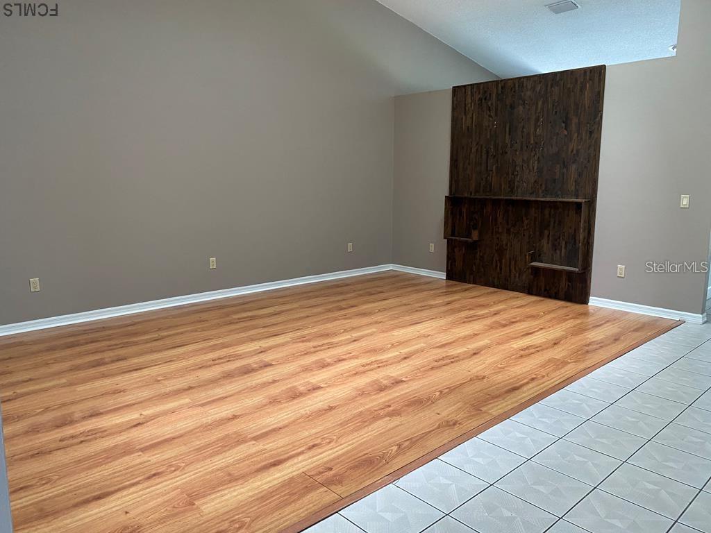 Image 6 of 10 For 250 Coral Reef Ct.  B