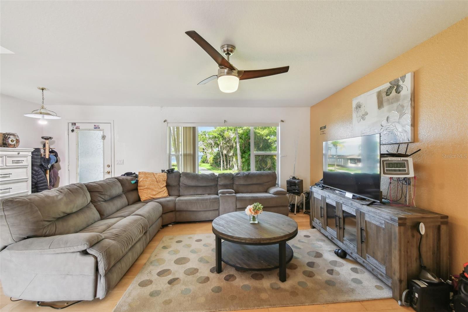 Image 39 of 46 For 317 Shore Drive E