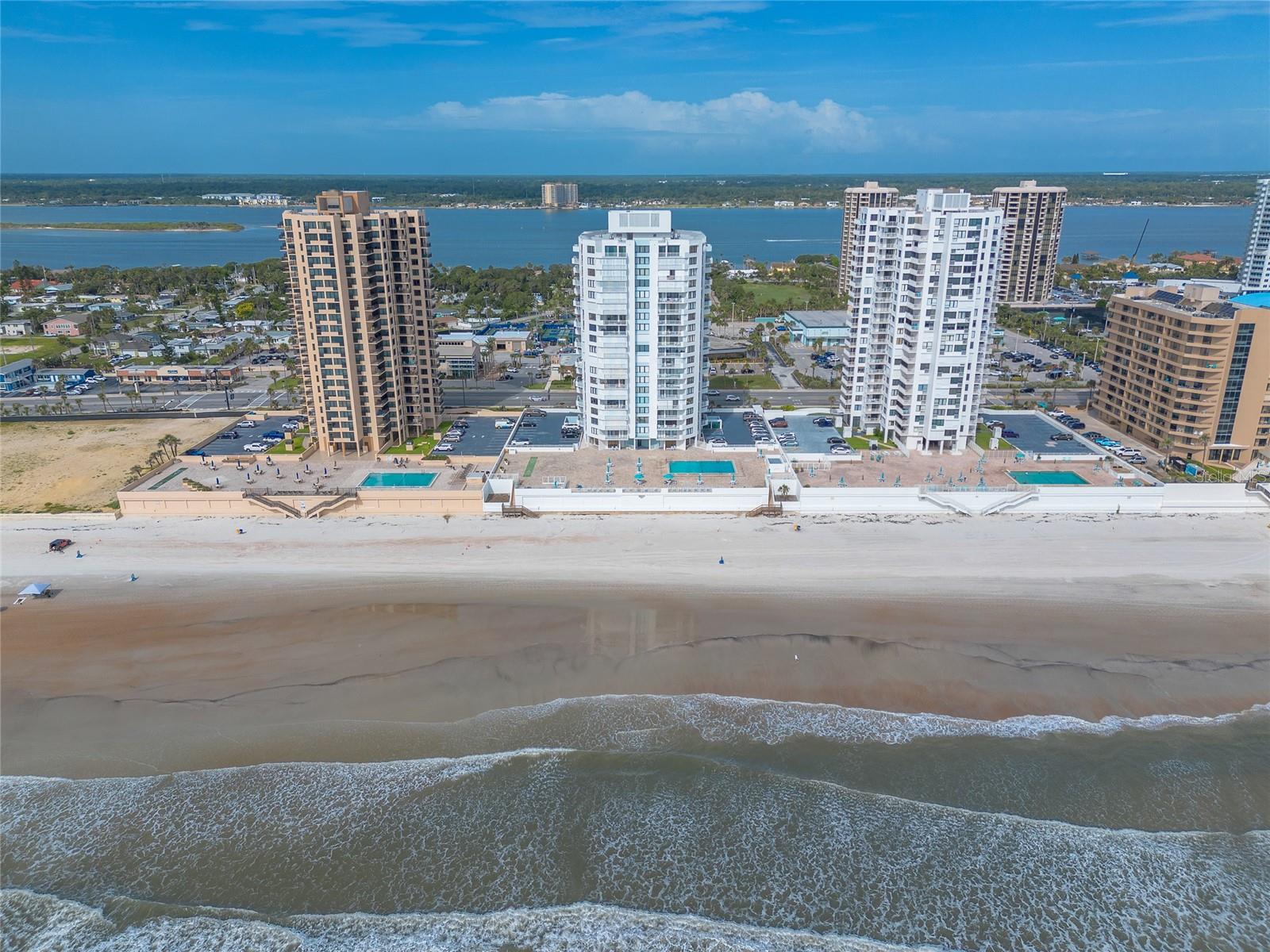 Image 6 of 37 For 3047 Atlantic Avenue 706