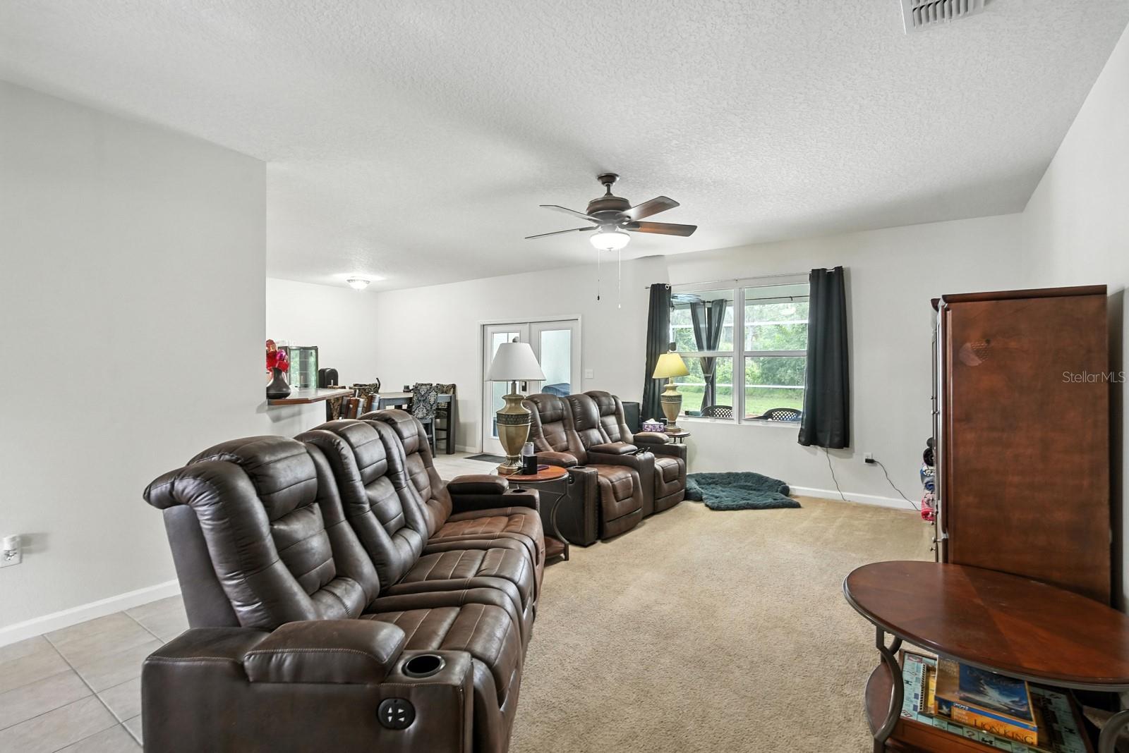 Image 14 of 41 For 2425 Village Lane