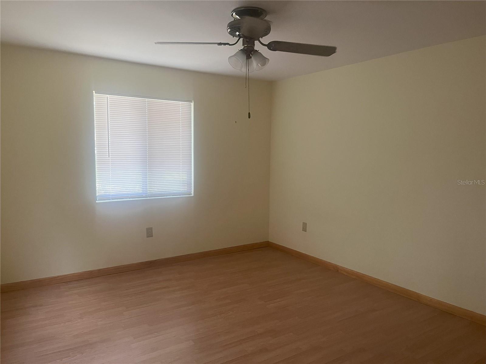 Image 14 of 22 For 10 Village Drive