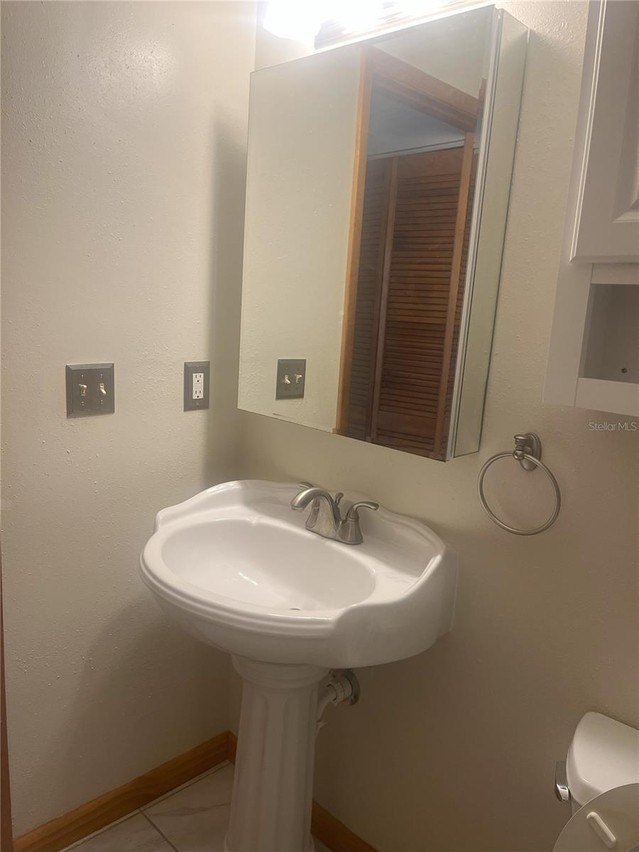 Image 18 of 22 For 10 Village Drive