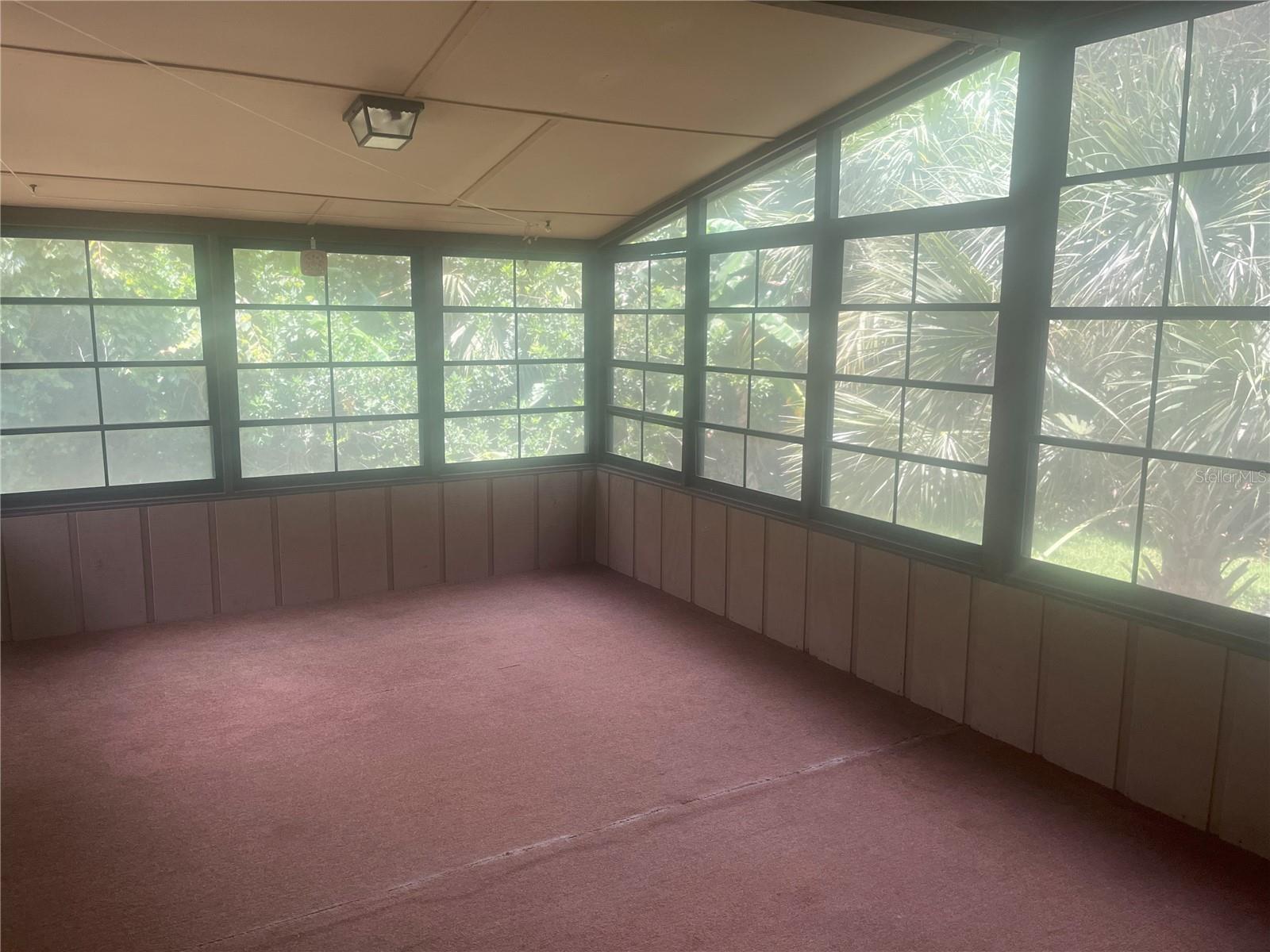 Image 5 of 22 For 10 Village Drive