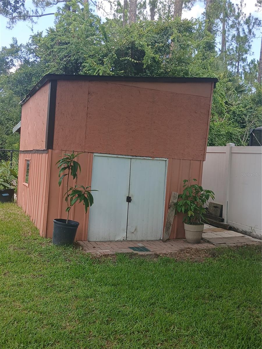 Image 2 of 5 For 42 Breeze Hill Lane