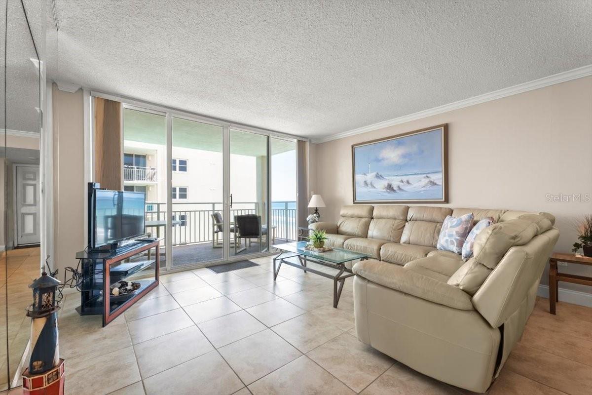 Image 6 of 37 For 4505 Atlantic Avenue 605