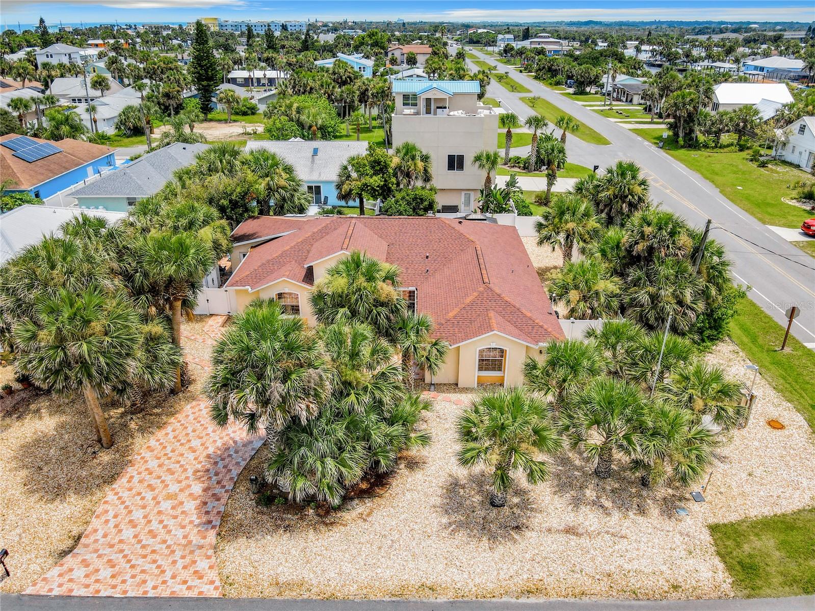 Image 10 of 56 For 325 8th Street