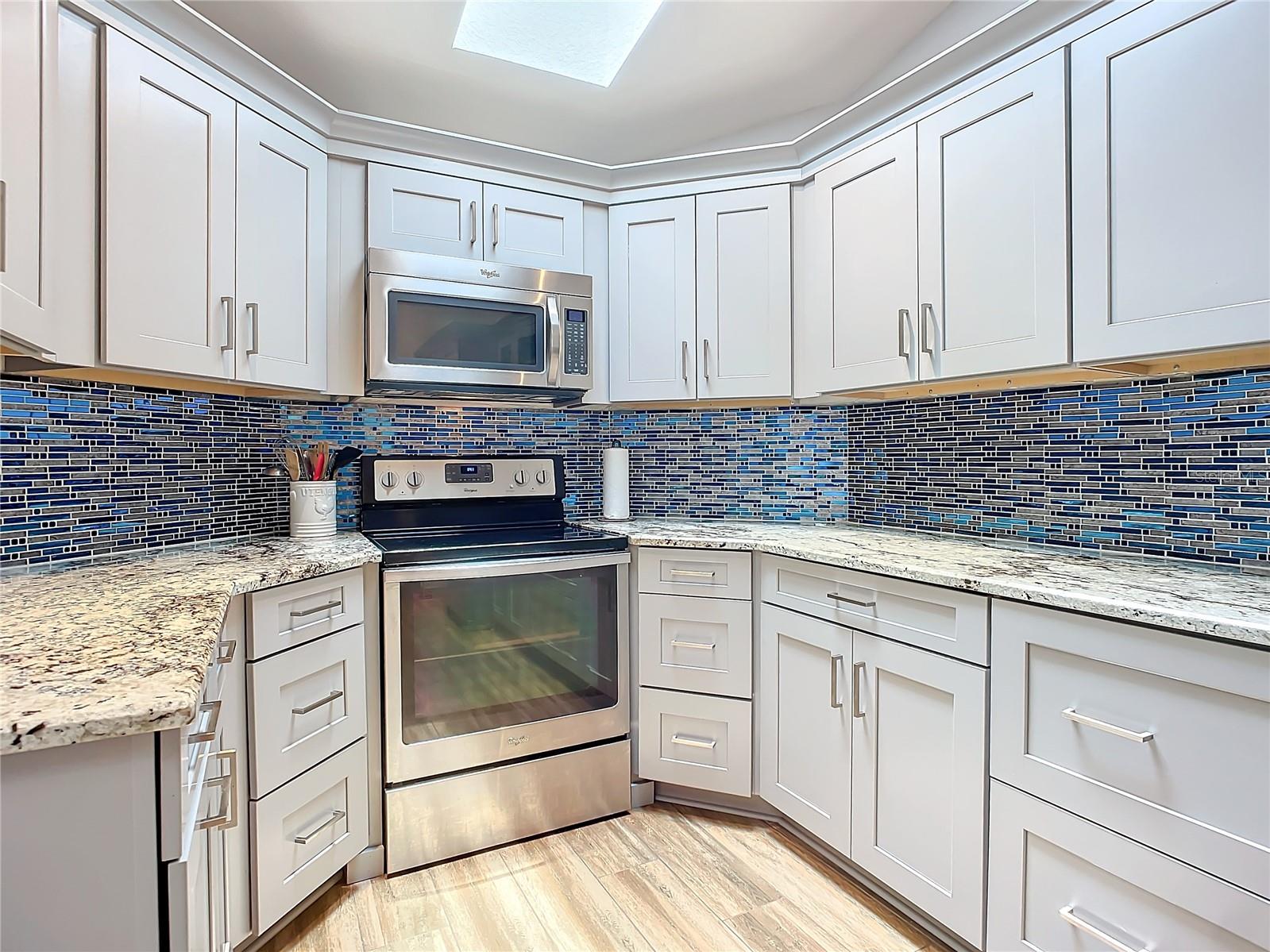 Image 19 of 56 For 325 8th Street