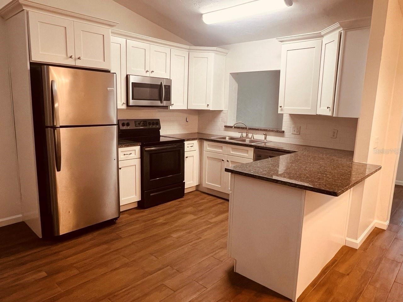 Image 2 of 12 For 36 Rainstone Lane B