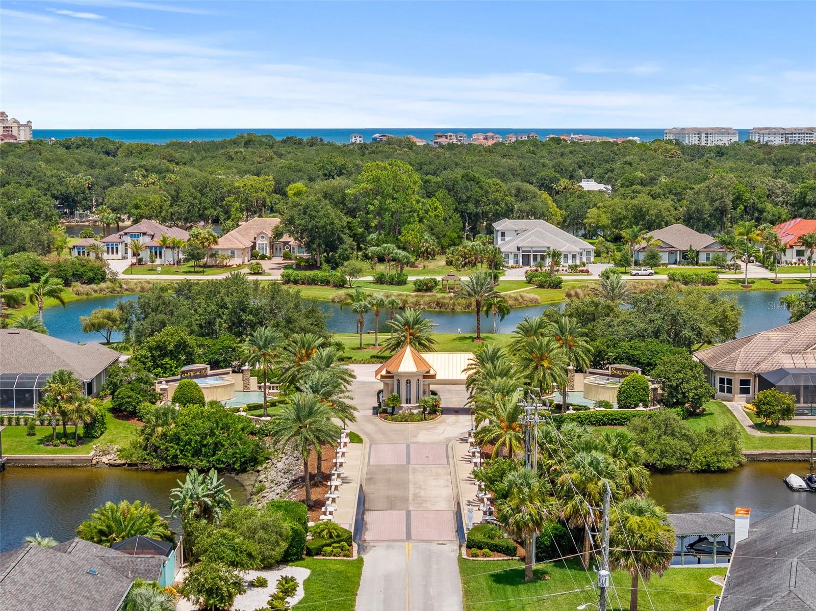 Image 33 of 44 For 19 Old Oak Drive N