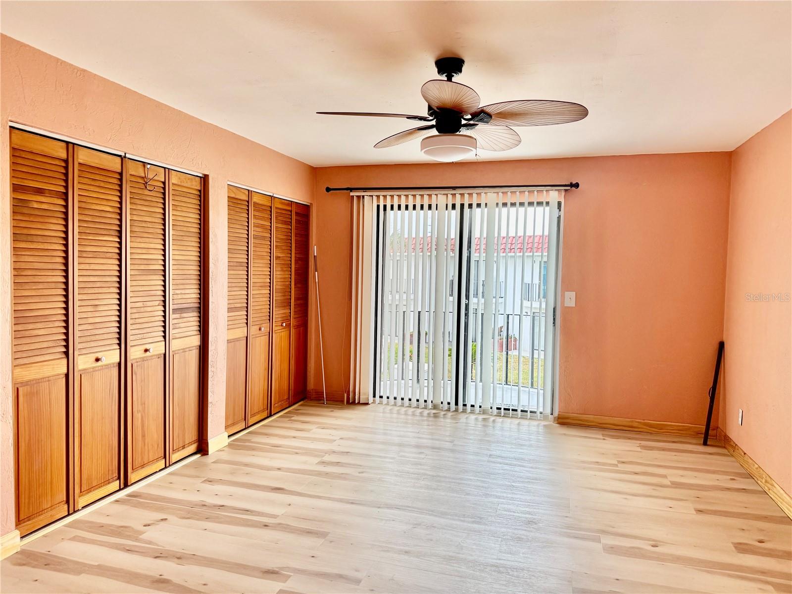 Image 10 of 14 For 3700 Ocean Shore Boulevard 43