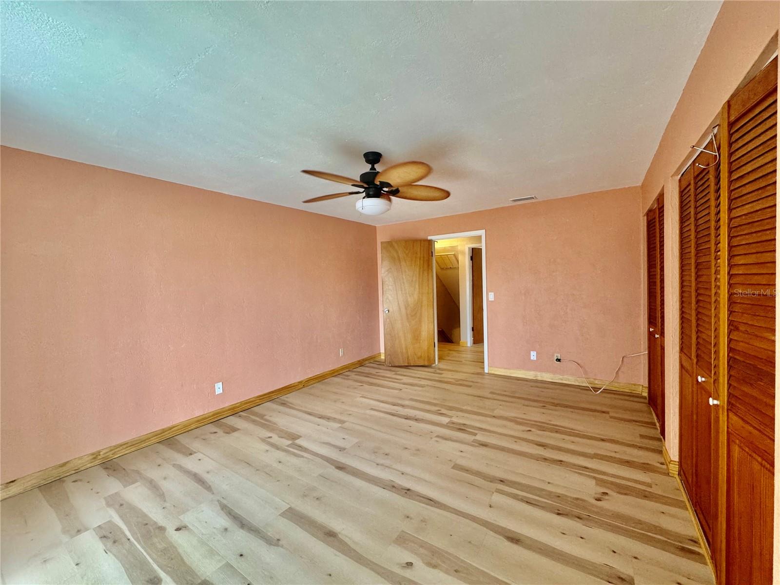 Image 13 of 14 For 3700 Ocean Shore Boulevard 43