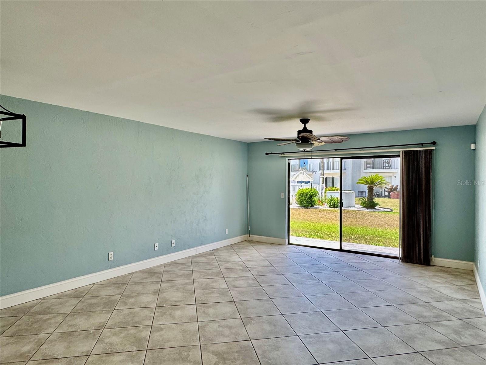 Image 3 of 14 For 3700 Ocean Shore Boulevard 43