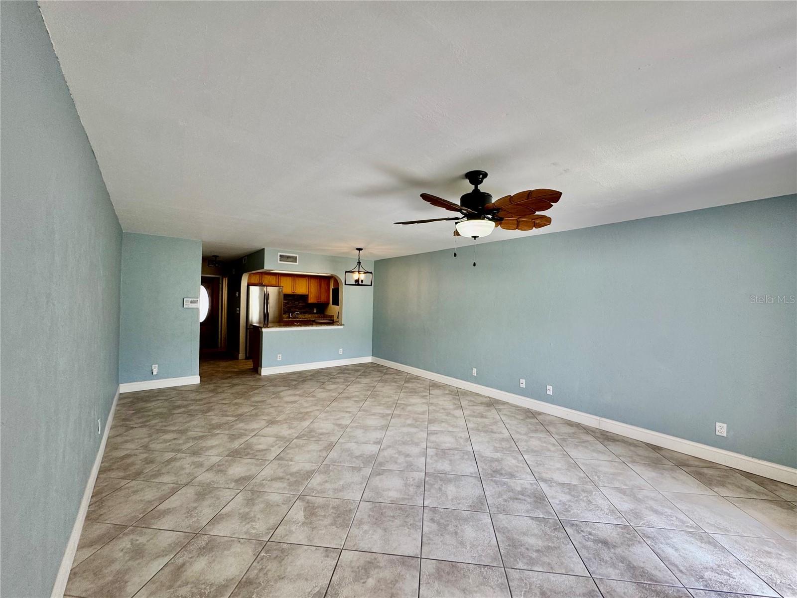 Image 4 of 14 For 3700 Ocean Shore Boulevard 43