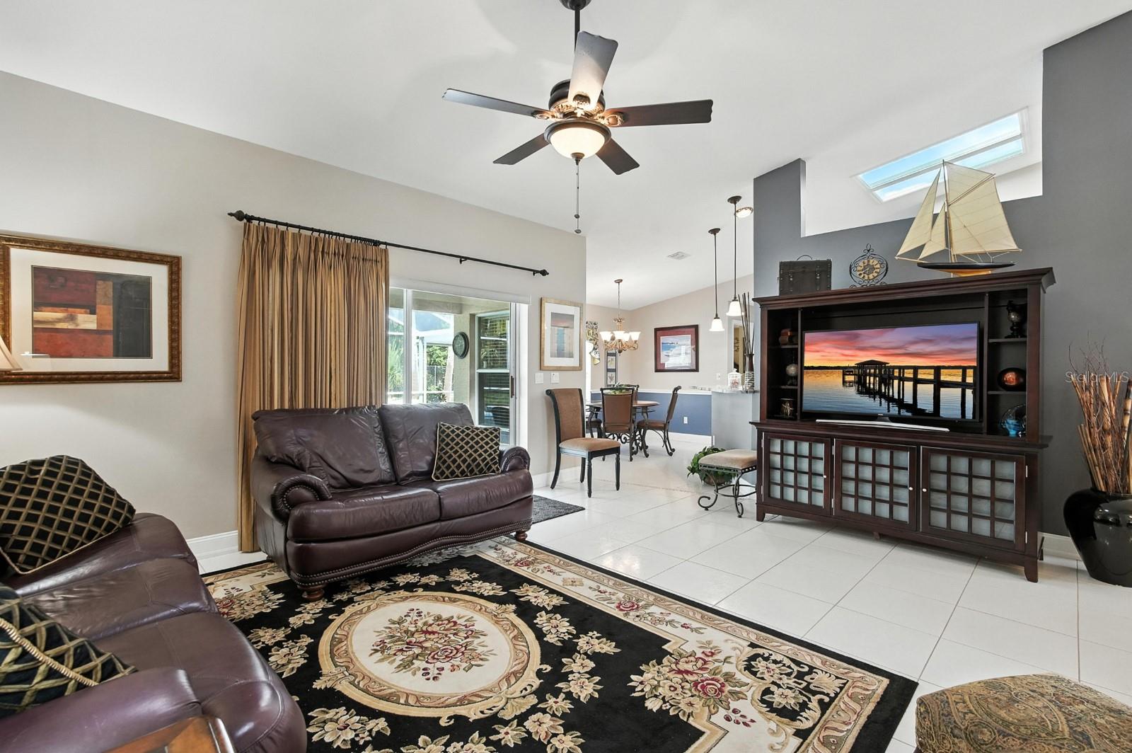 Image 14 of 42 For 126 Old Sunbeam Drive