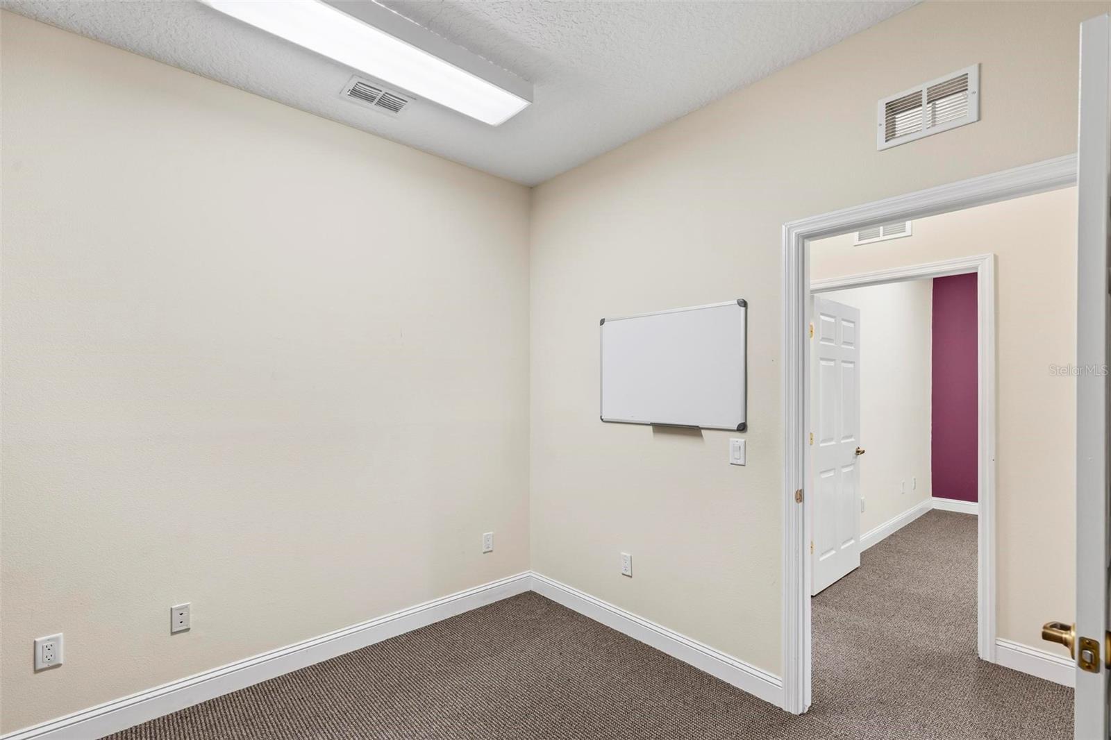 Image 18 of 26 For 399 Palm Coast Parkway Sw 3
