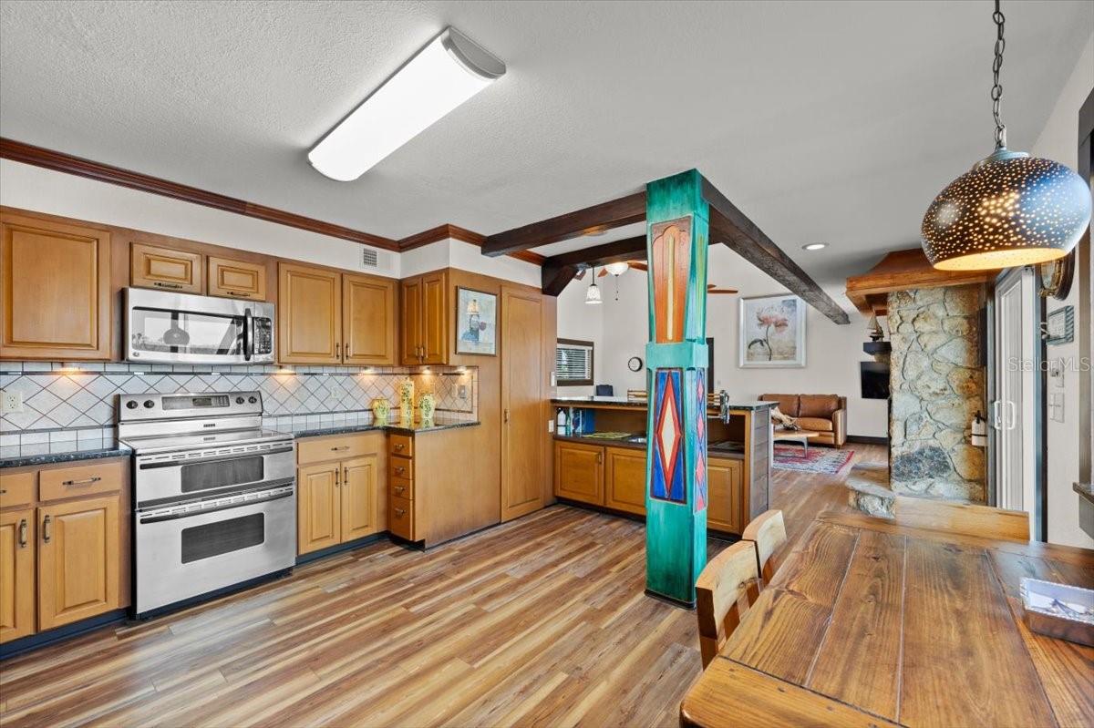 Image 17 of 56 For 2306 John Anderson Drive