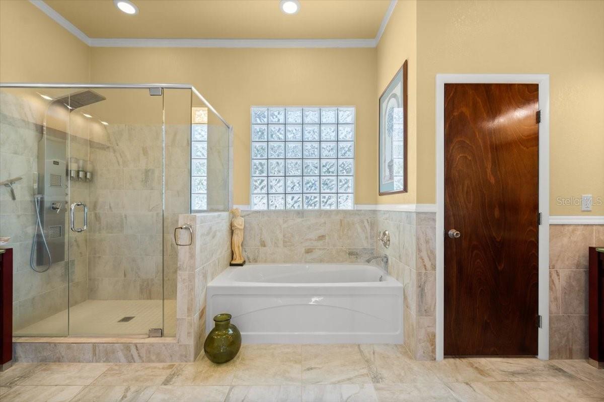 Image 25 of 56 For 2306 John Anderson Drive