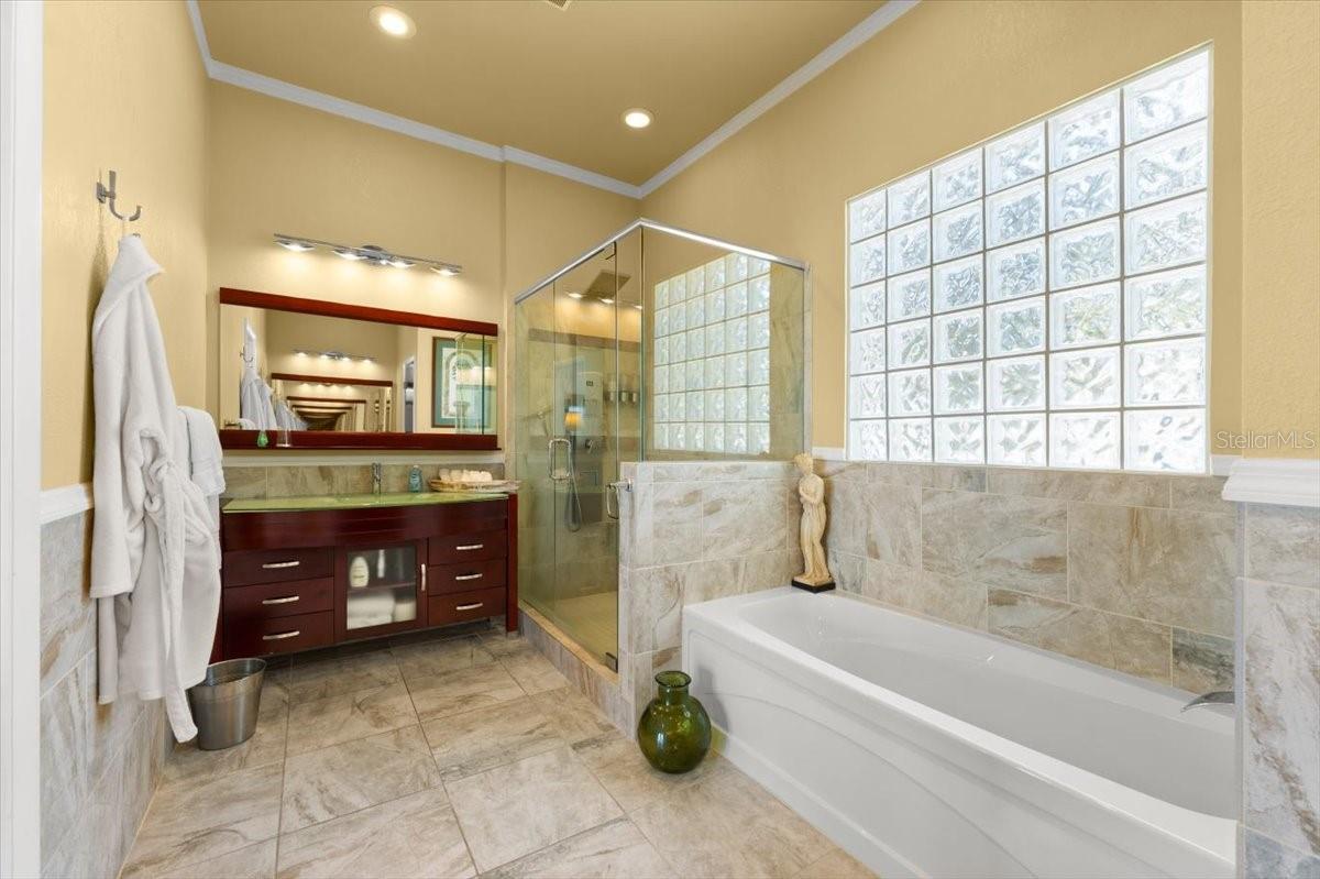 Image 27 of 56 For 2306 John Anderson Drive