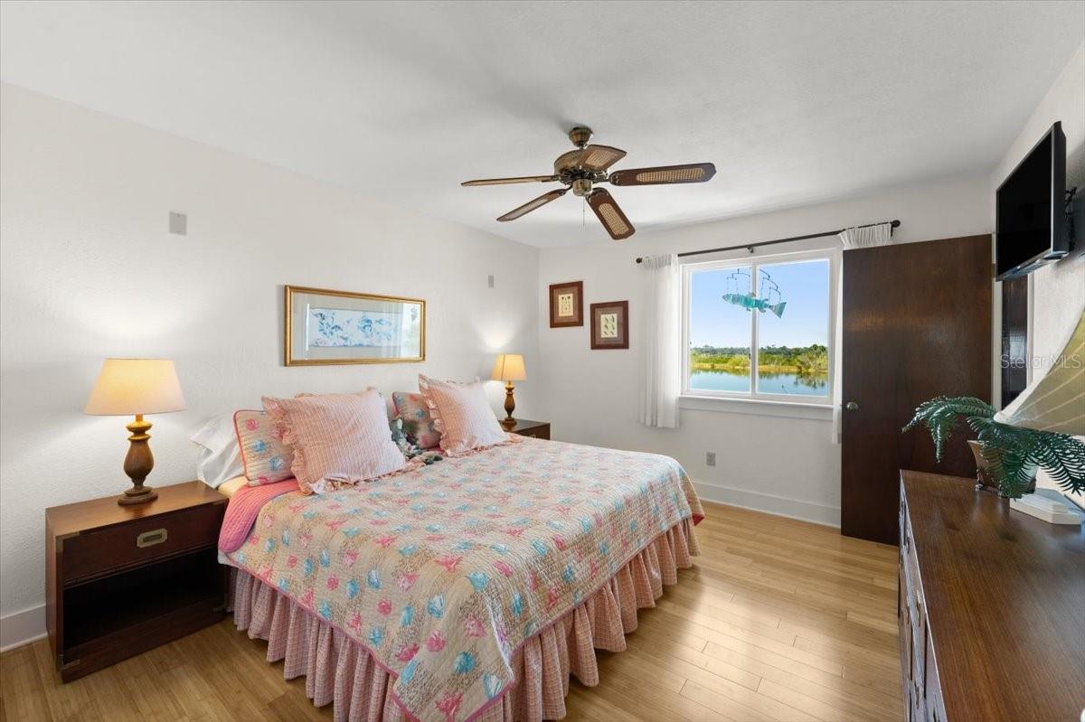 Image 33 of 56 For 2306 John Anderson Drive