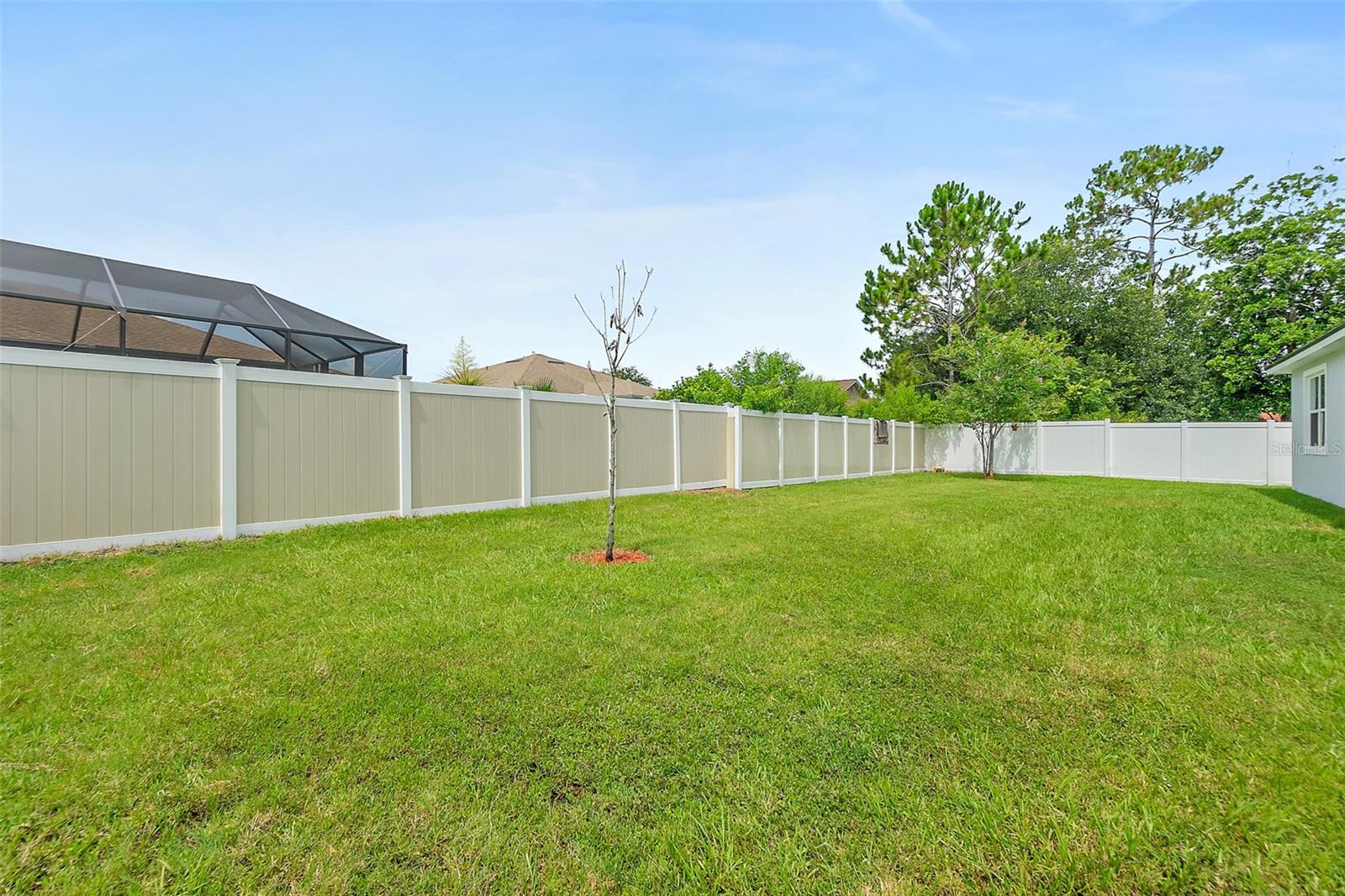 Image 40 of 44 For 62 Riverina Drive