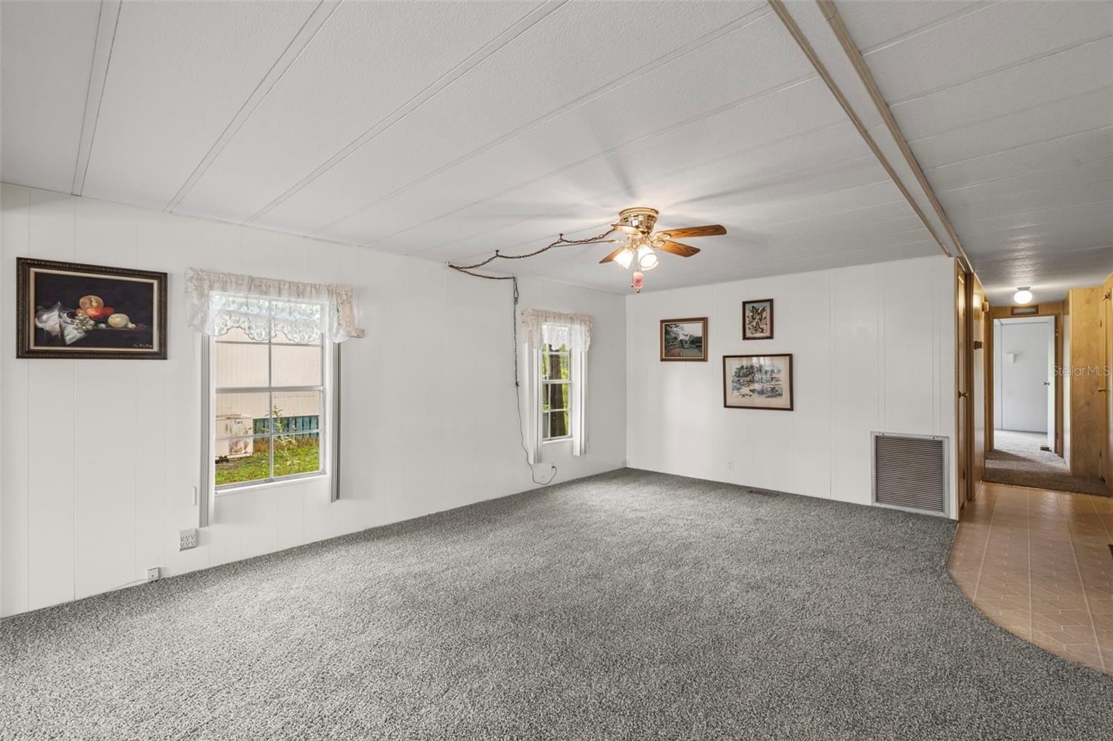 Image 12 of 58 For 123 Peninsular Drive