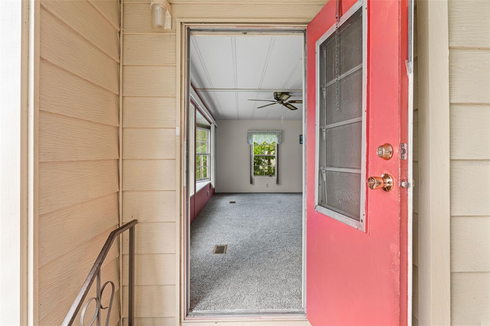 Image 6 of 58 For 123 Peninsular Drive