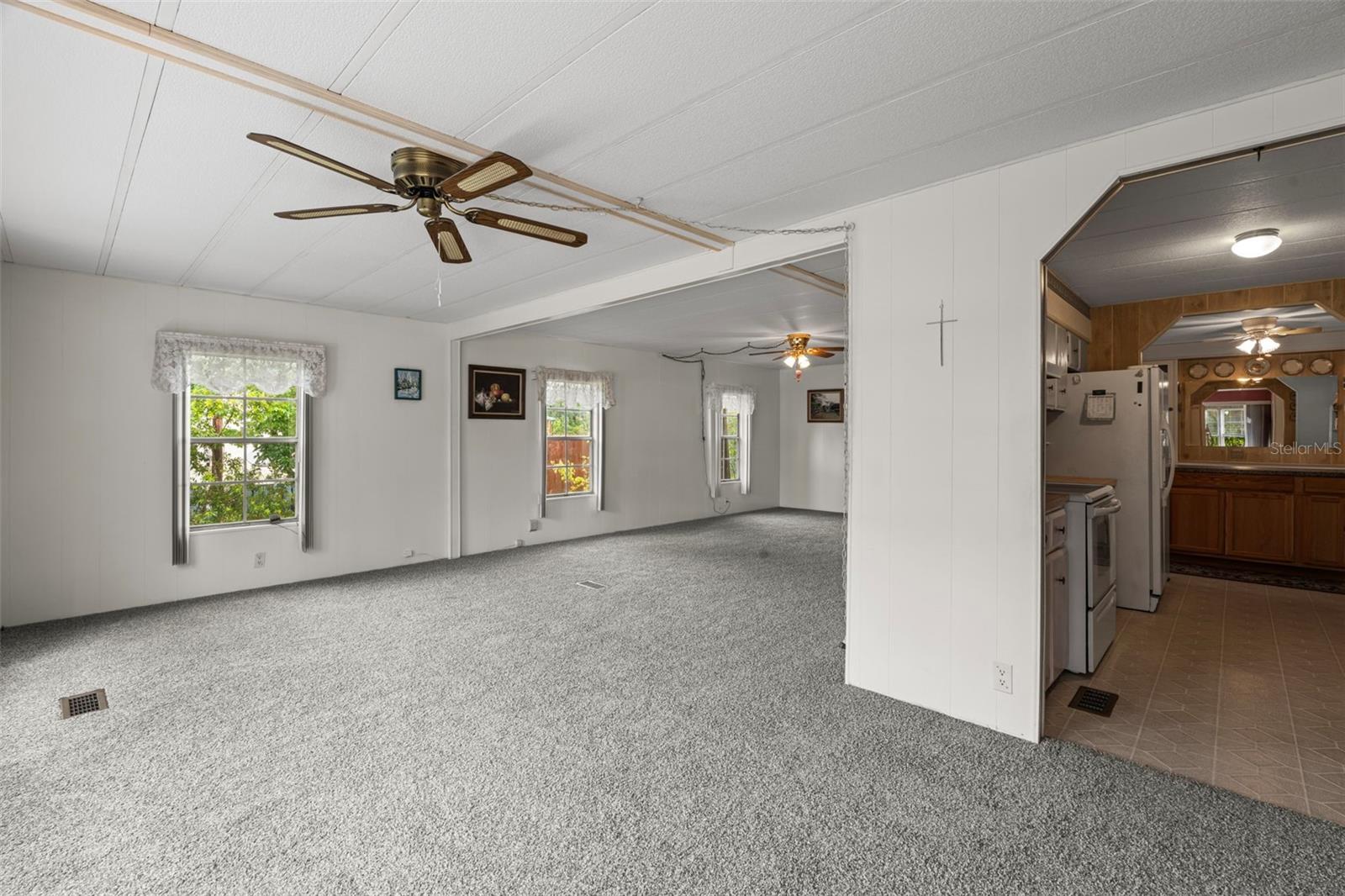 Image 7 of 58 For 123 Peninsular Drive