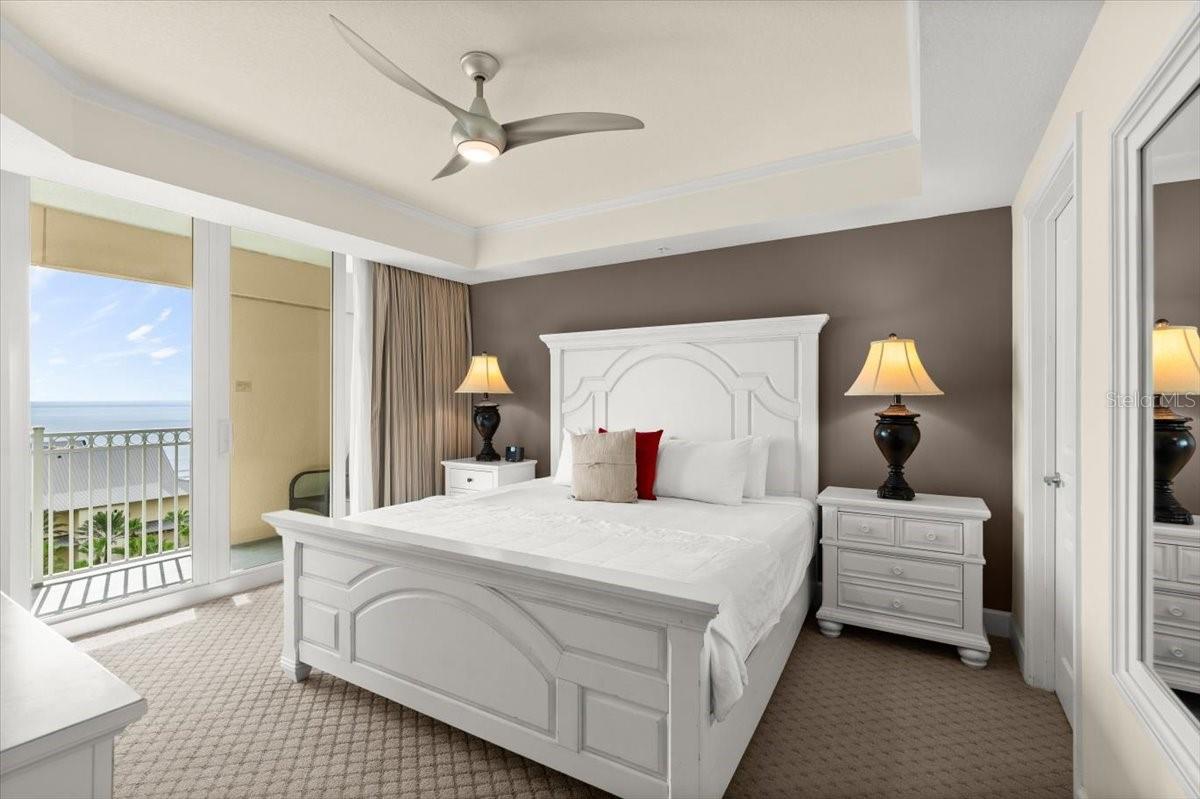 Image 20 of 60 For 200 Ocean Crest Drive 813