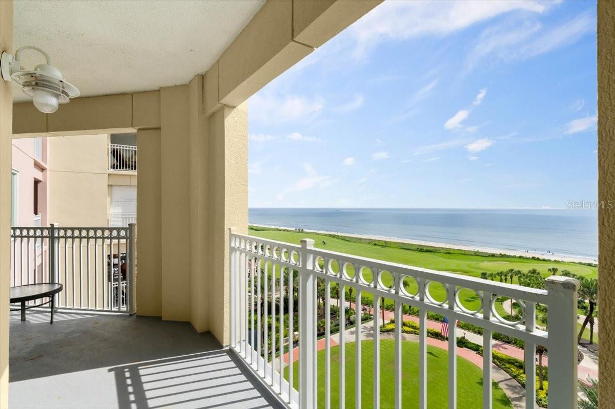 Image 22 of 60 For 200 Ocean Crest Drive 813
