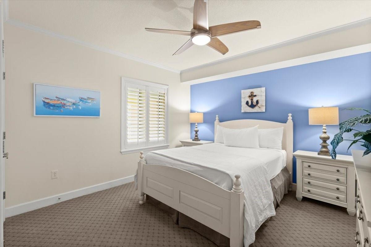 Image 35 of 60 For 200 Ocean Crest Drive 813