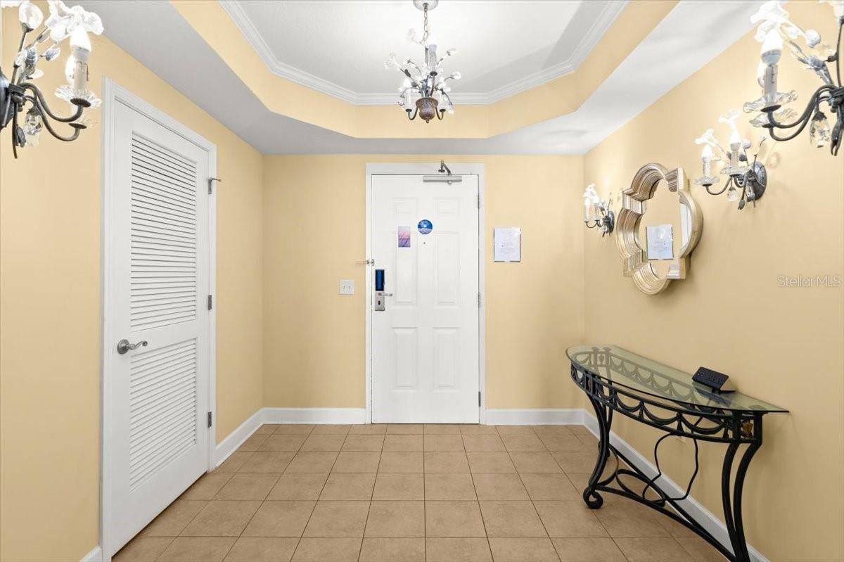 Image 7 of 60 For 200 Ocean Crest Drive 813
