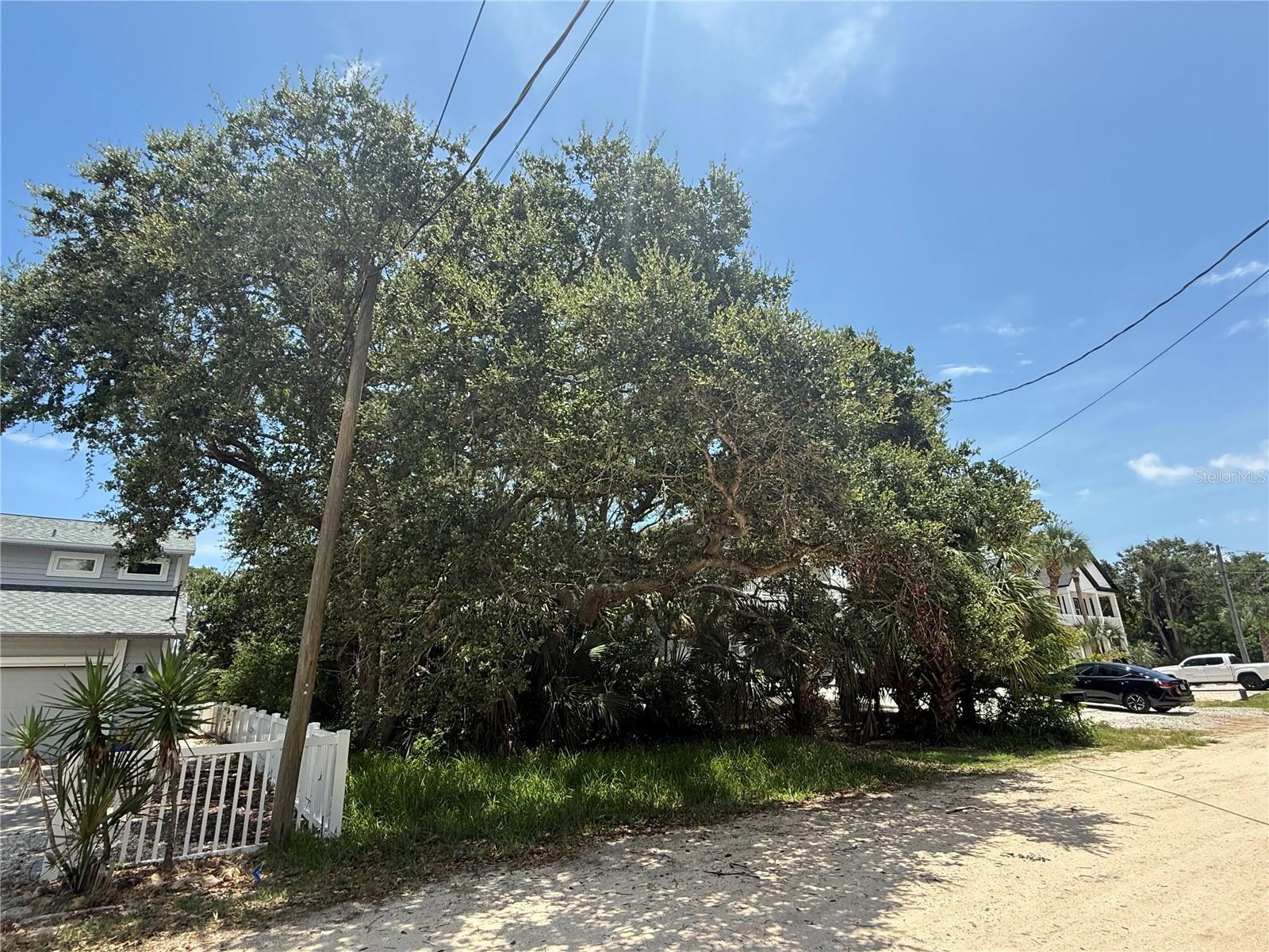 Image 6 of 6 For 2721 John Bull Street