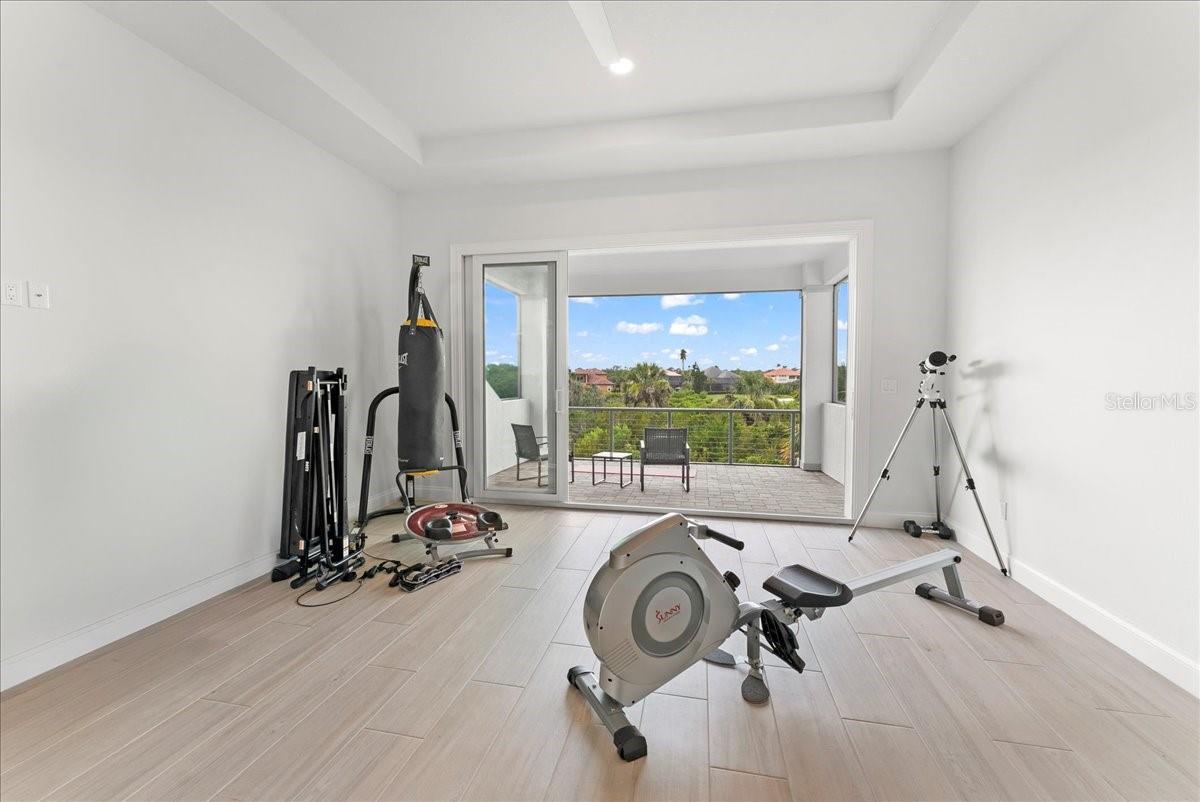 Image 27 of 62 For 23 Ocean Ridge Boulevard N