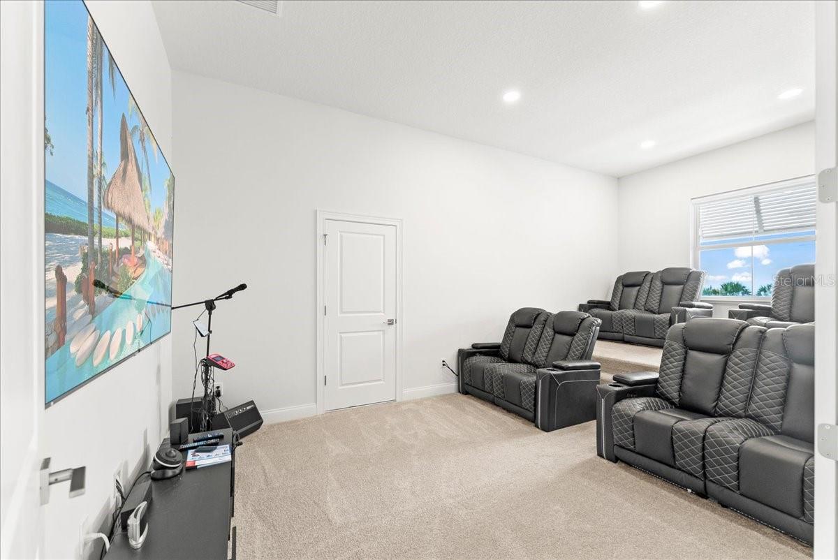 Image 29 of 62 For 23 Ocean Ridge Boulevard N
