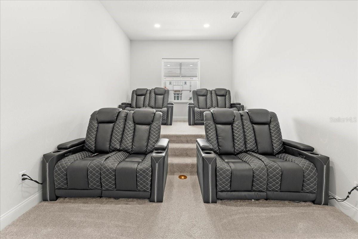Image 30 of 62 For 23 Ocean Ridge Boulevard N