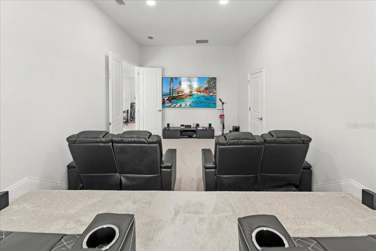 Image 31 of 62 For 23 Ocean Ridge Boulevard N