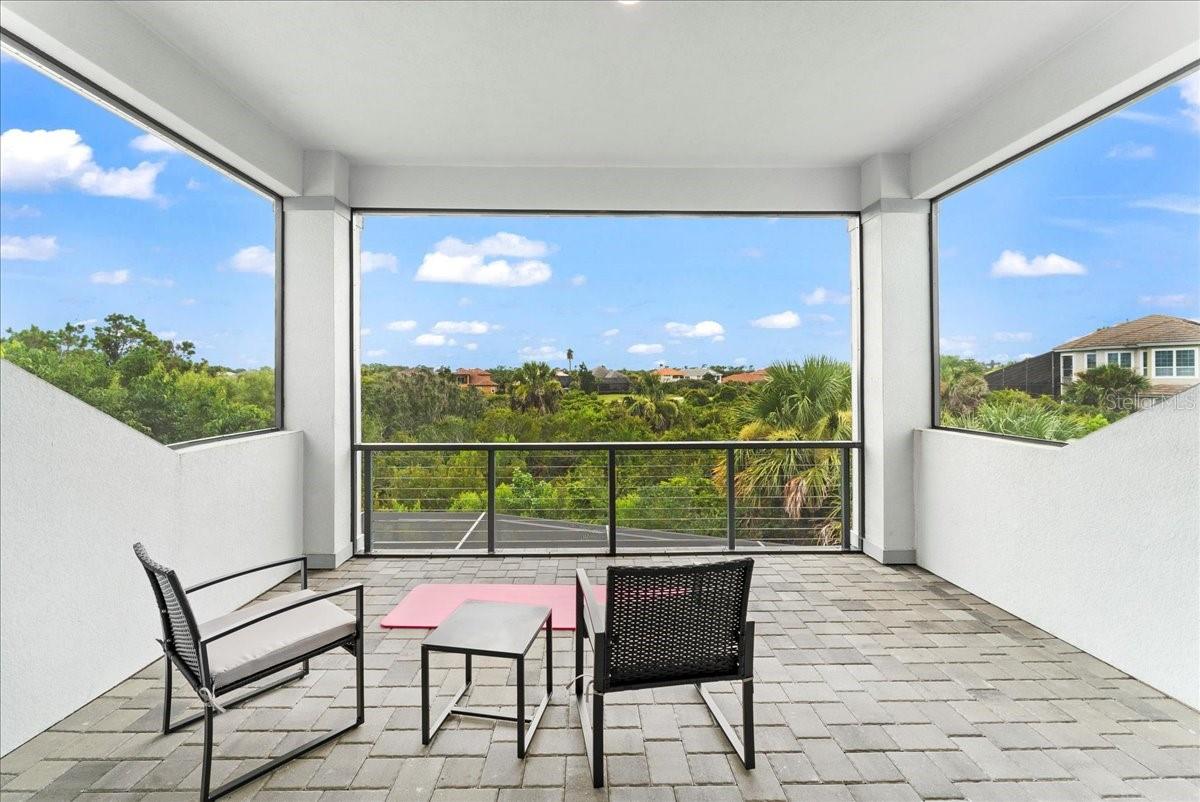 Image 32 of 62 For 23 Ocean Ridge Boulevard N