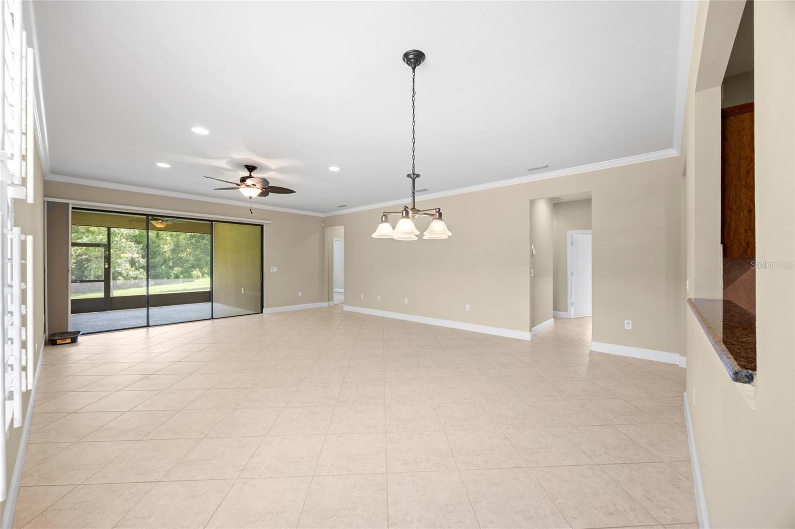 Image 16 of 58 For 42 Acorn Grove Court