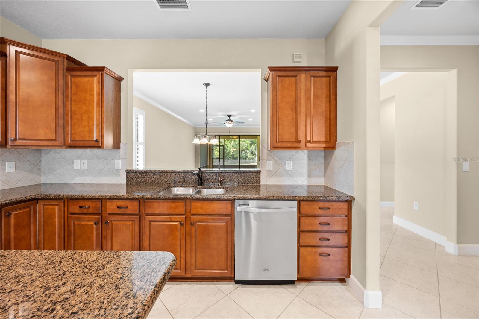 Image 9 of 58 For 42 Acorn Grove Court