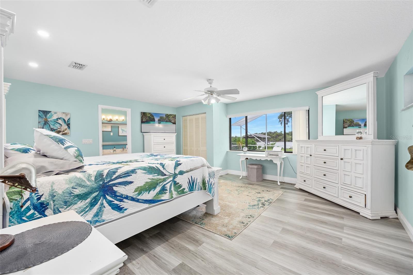 Image 24 of 42 For 3558 John Anderson Drive