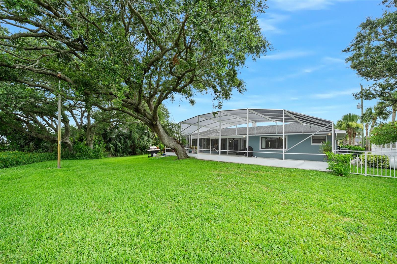 Image 4 of 42 For 3558 John Anderson Drive