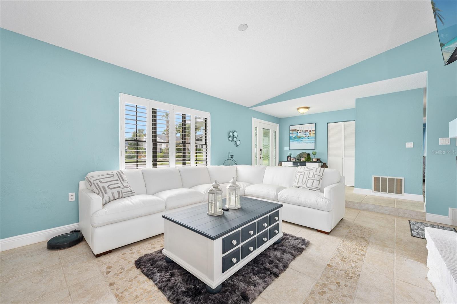 Image 8 of 42 For 3558 John Anderson Drive