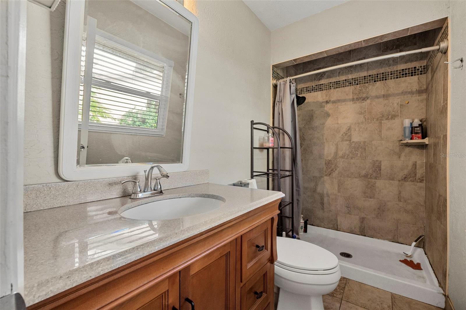 Image 11 of 30 For 54 Farragut Drive