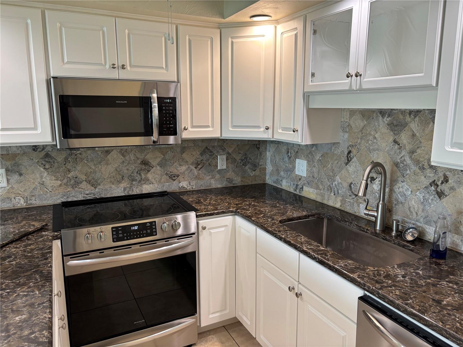 Image 9 of 82 For 32 Ocean Palm Villa Drive S 320